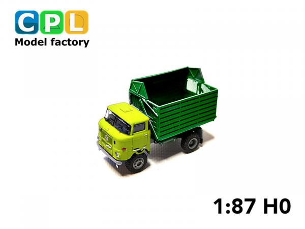 IFA W50LA ND mit Schwerhäckselaufbau SHA16 Oschatz Var. 3 beige gruen